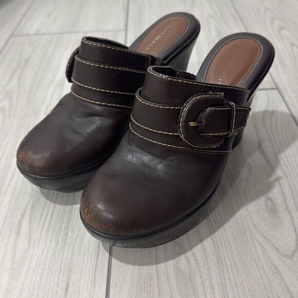 Tommy Hilfiger Millie clog heels brown buckle size 8 Barely worn. In great con - Picture 2 of 9